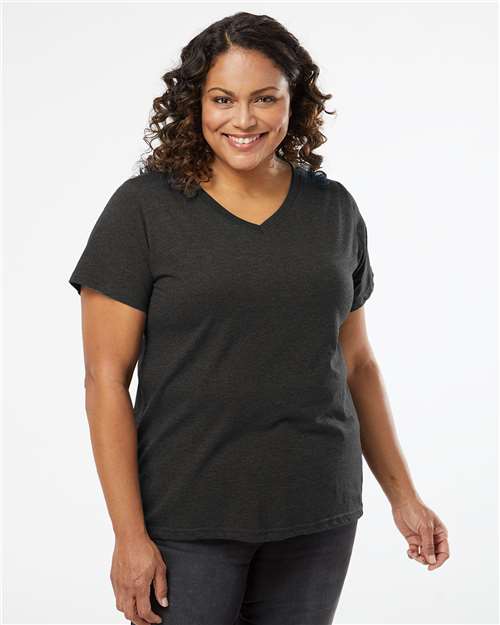Women’s Curvy V-Neck T-Shirt